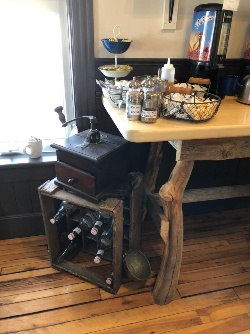 Auberge D'Anjou-Cocooning Cafe Petit Rocher Экстерьер фото