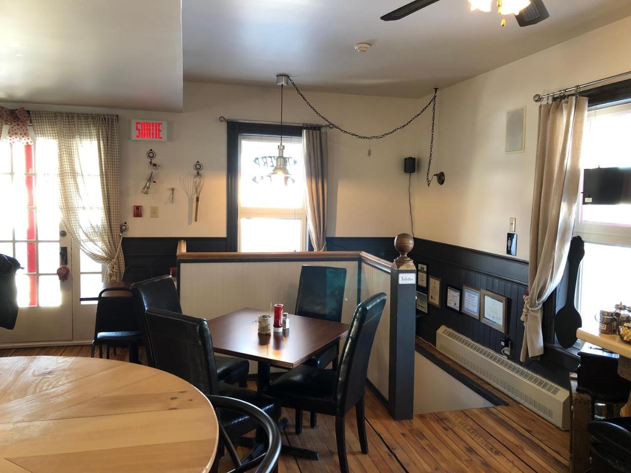 Auberge D'Anjou-Cocooning Cafe Petit Rocher Экстерьер фото