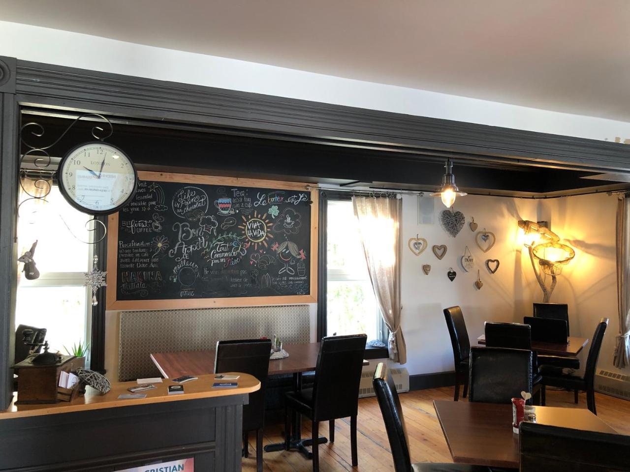 Auberge D'Anjou-Cocooning Cafe Petit Rocher Экстерьер фото